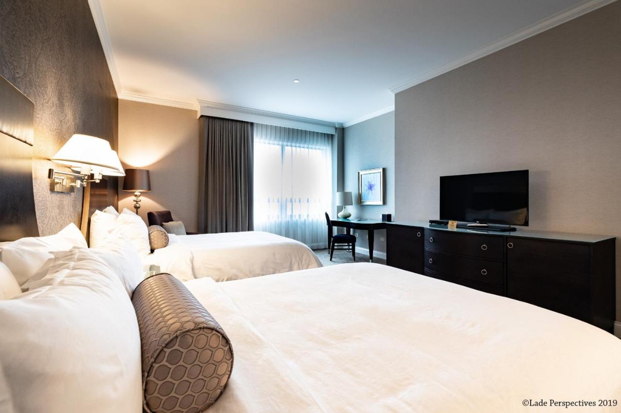 La Banque Hotel Homewood Extérieur photo