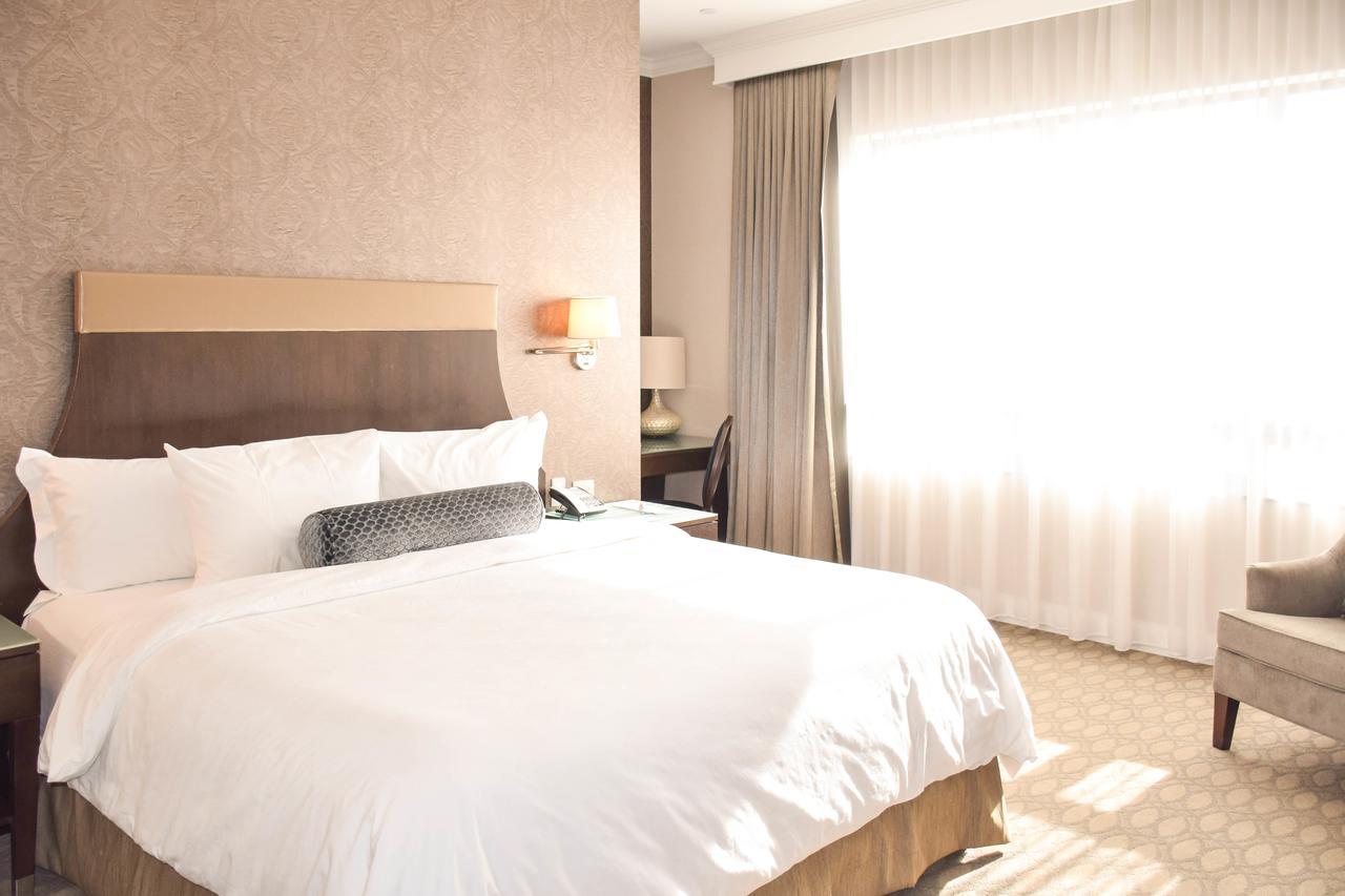 La Banque Hotel Homewood Extérieur photo